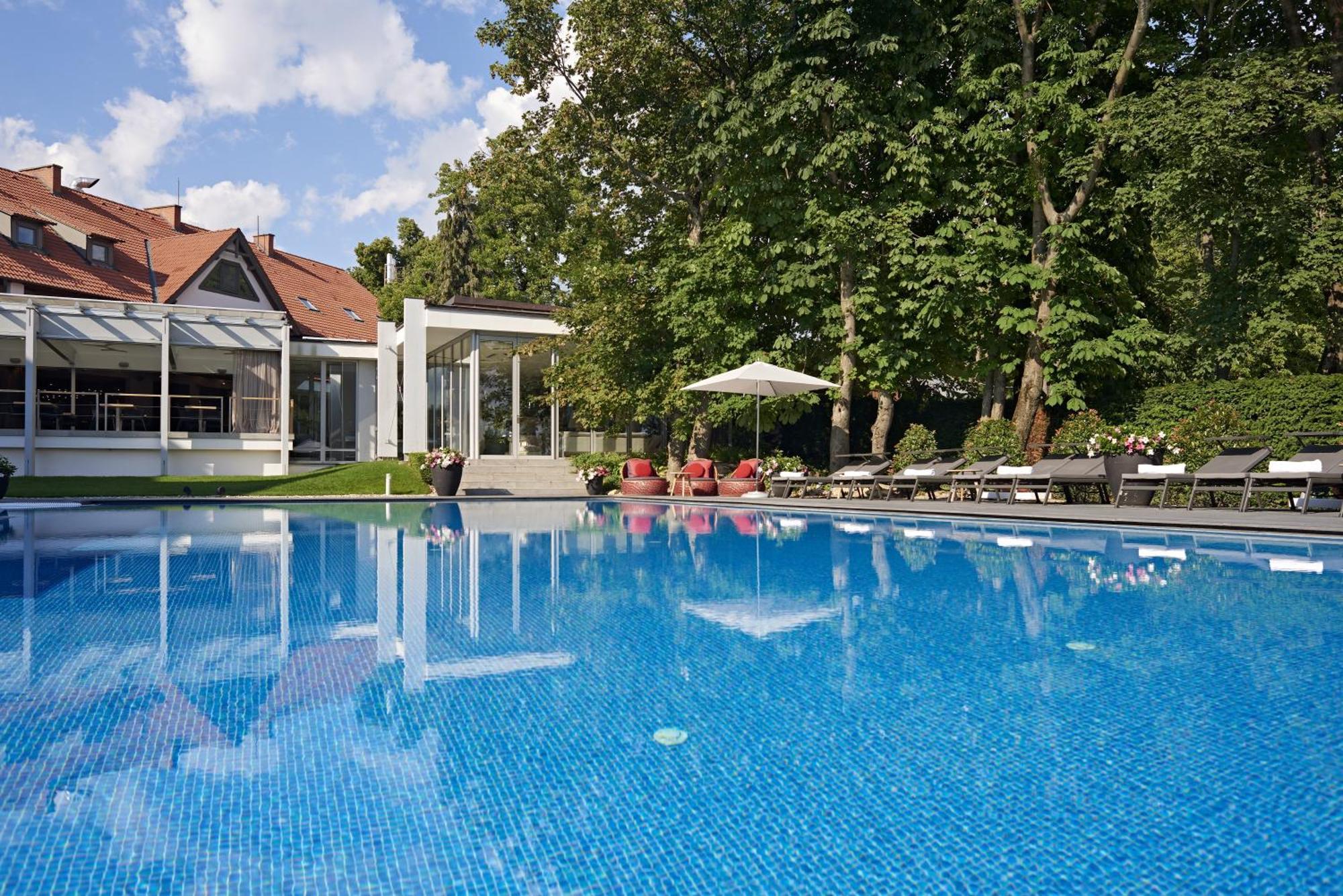 Normafa Hotel Budapest Exteriör bild